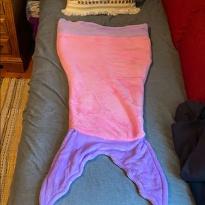Mermaid blanket